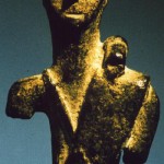 loc. sconosciuta. Bronzetto figurato frammentario di produzione locale di Aristeo (?). Veduta frontale.