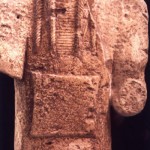 Monte Prama - Cabras (OR). Torso in arenaria di arciere nuragico (fine VIII-inizi VII sec. a.C.).