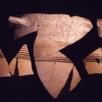 S. Imbenia - Alghero (SS). Framm. di ceramica Protocorinzia (VII sec. a.C.).